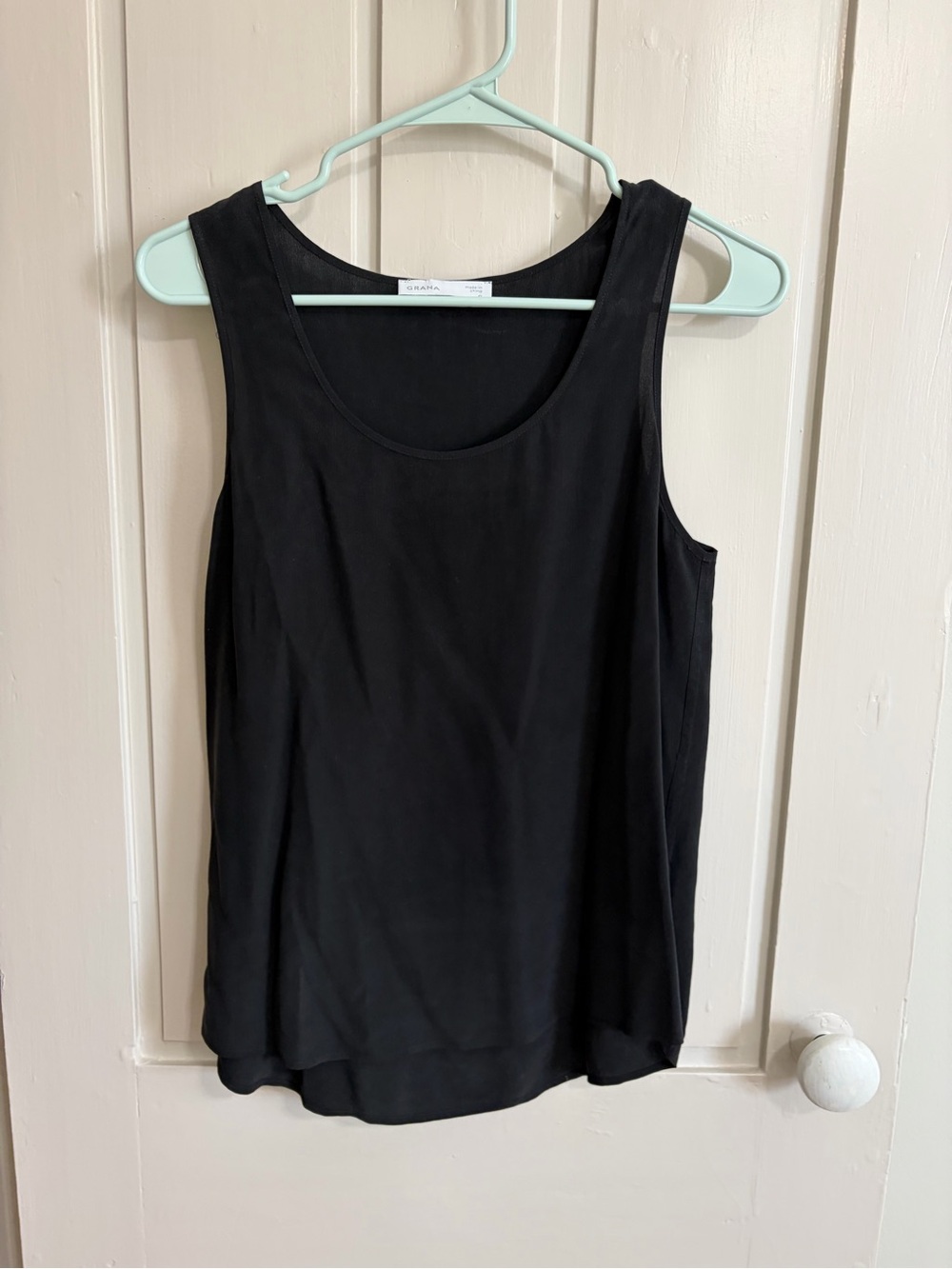 Grana 100% Silk Black Tank